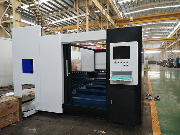 High Precision 3000x1500mm mažas 1000w 1500w pluošto lazerio pjovimo staklės kaina